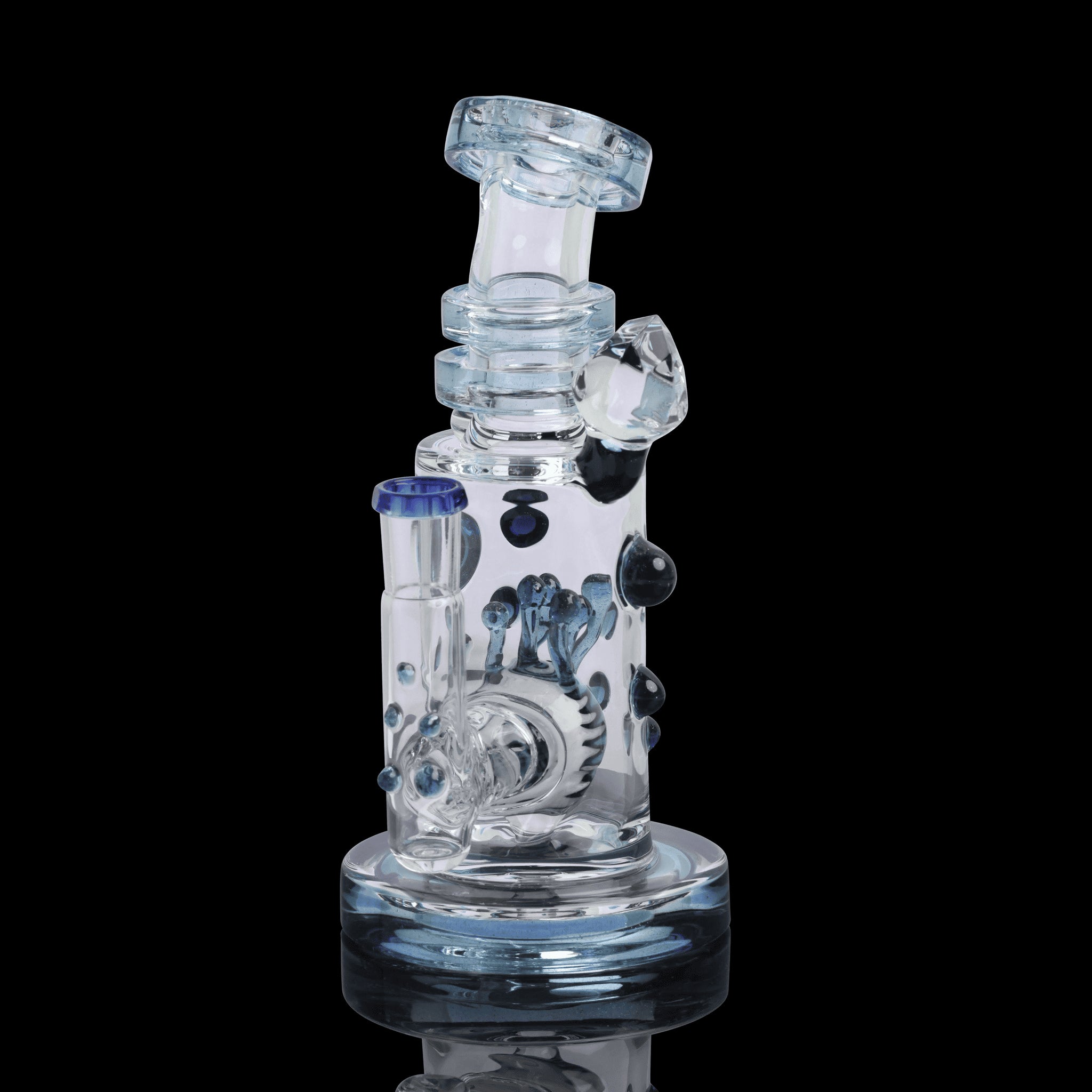 artisan-crafted design of the Large Mushroom Rig by Glasshole (2023)