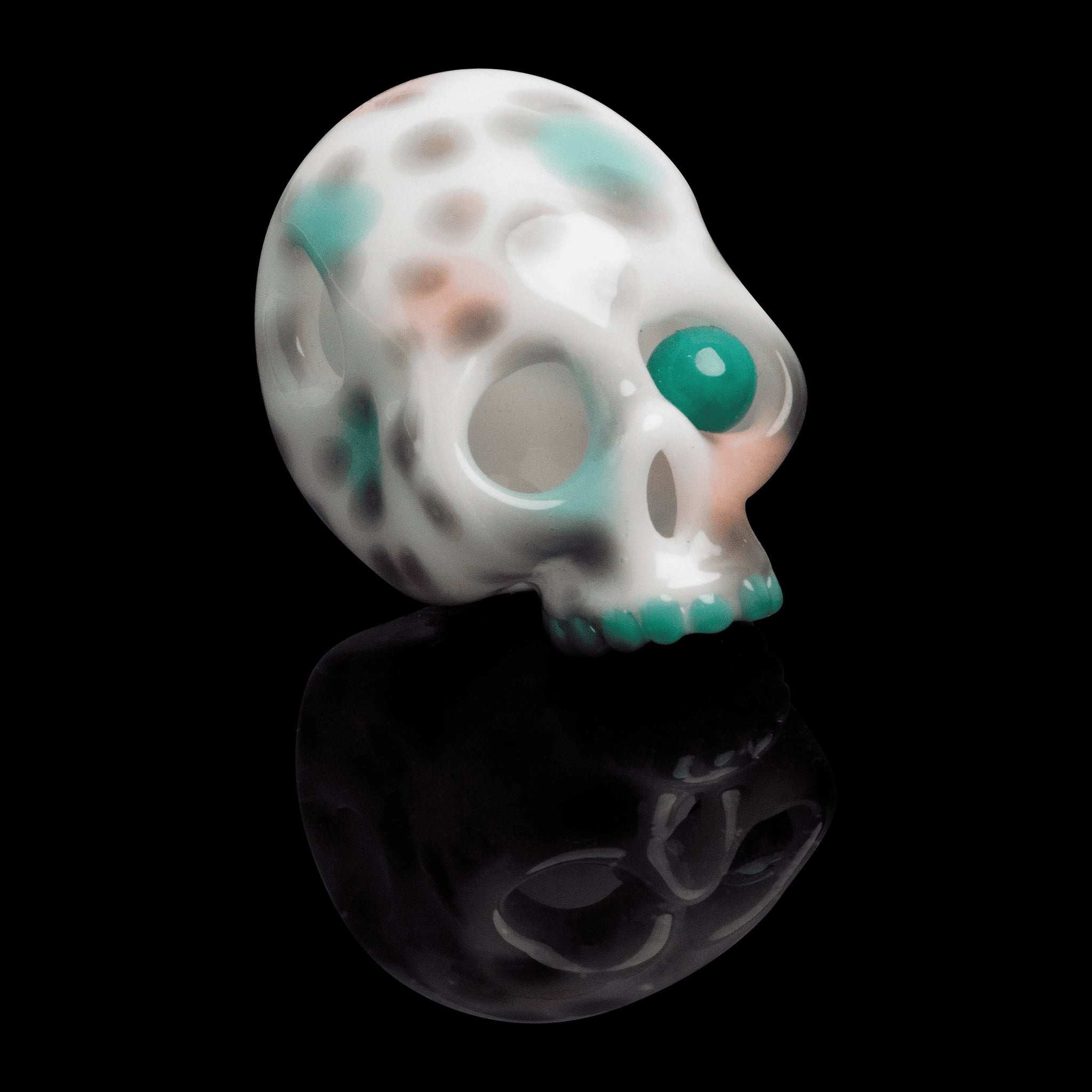 artisan-crafted design of the Large Mushroom Rig by Glasshole (2023)