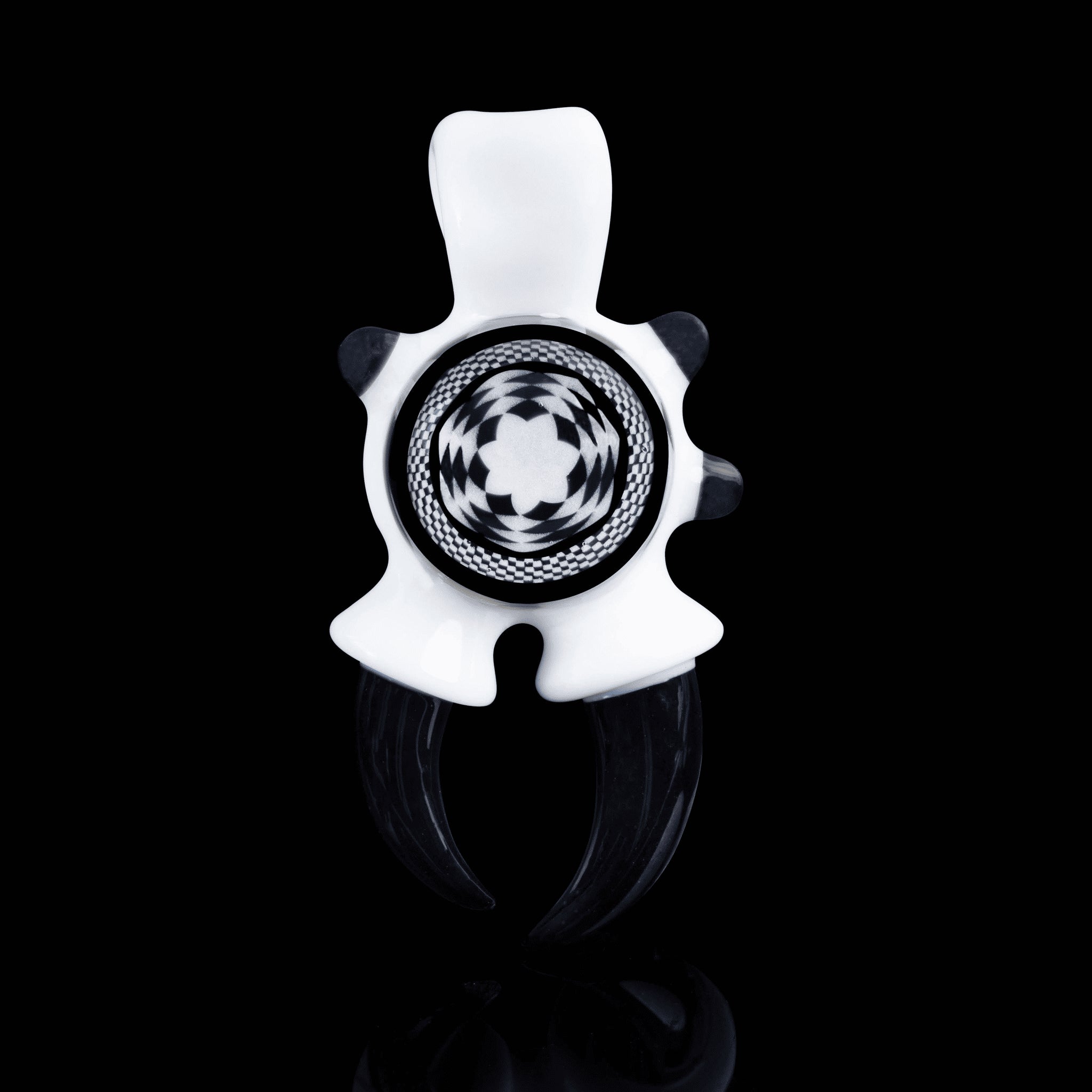 artisan-crafted design of the Large Mushroom Rig by Glasshole (2023)
