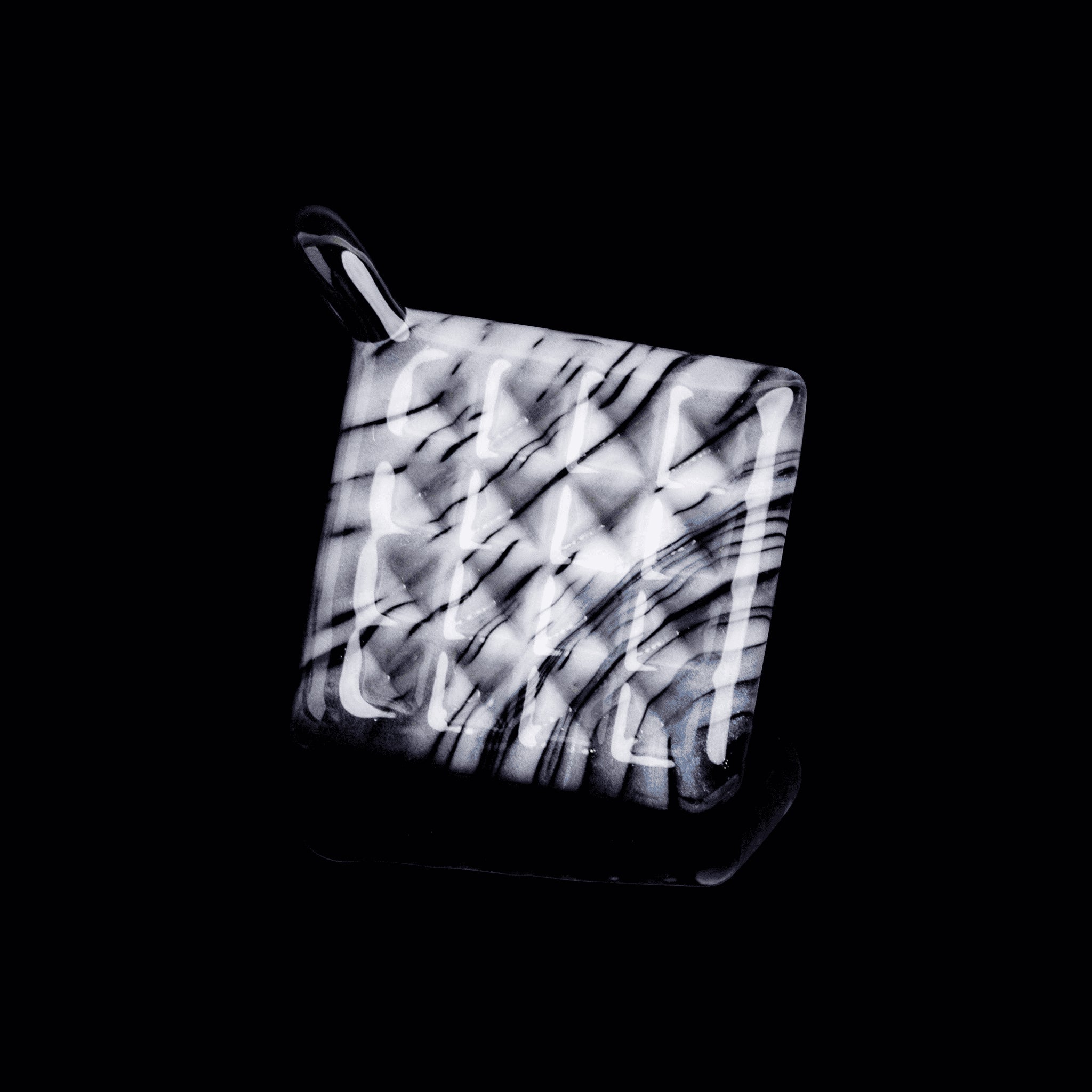 artisan-crafted design of the Large Mushroom Rig by Glasshole (2023)