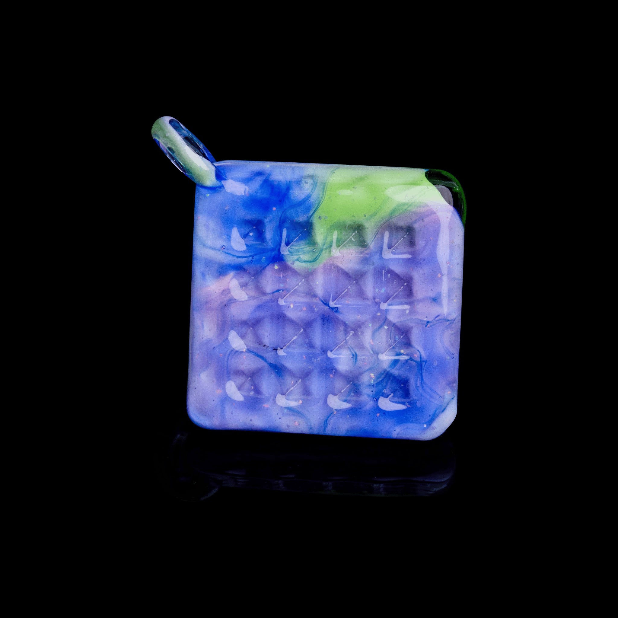 artisan-crafted design of the Large Mushroom Rig by Glasshole (2023)