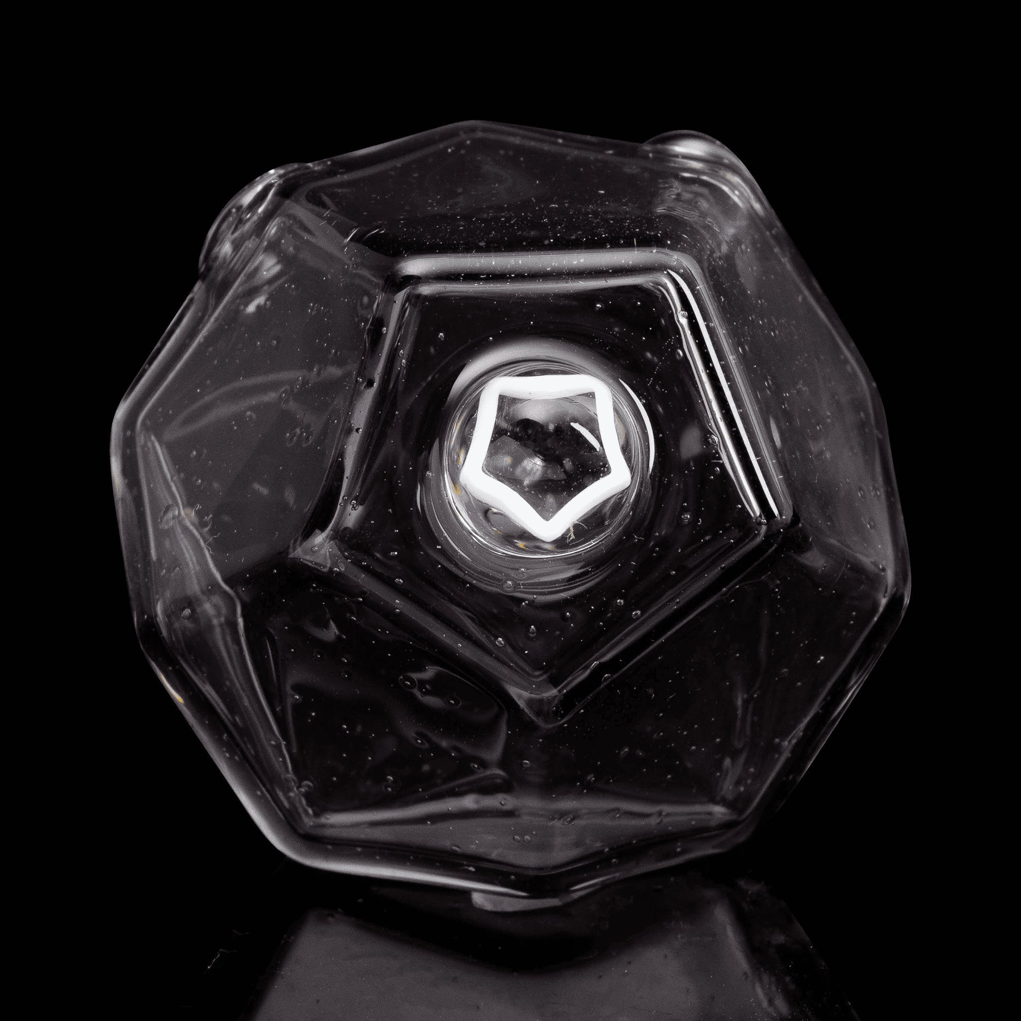 artisan-crafted design of the Large Mushroom Rig by Glasshole (2023)