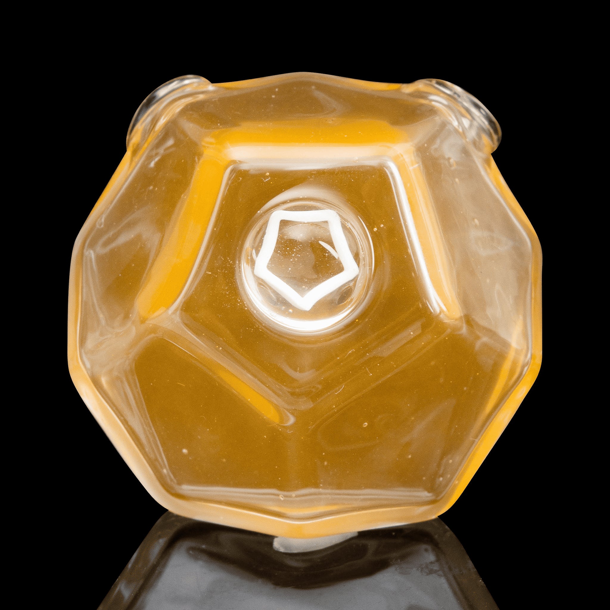 artisan-crafted design of the Large Mushroom Rig by Glasshole (2023)
