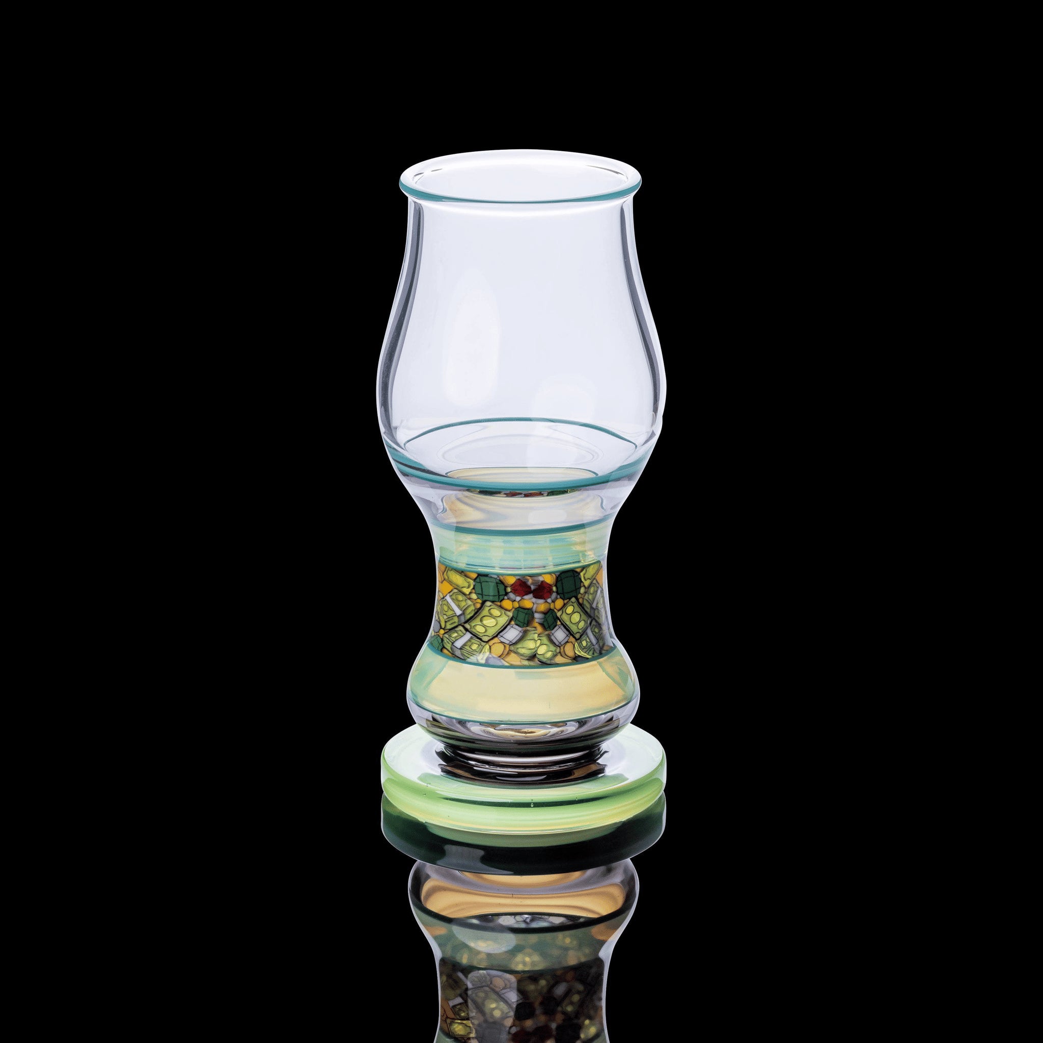 artisan-crafted design of the Large Mushroom Rig by Glasshole (2023)