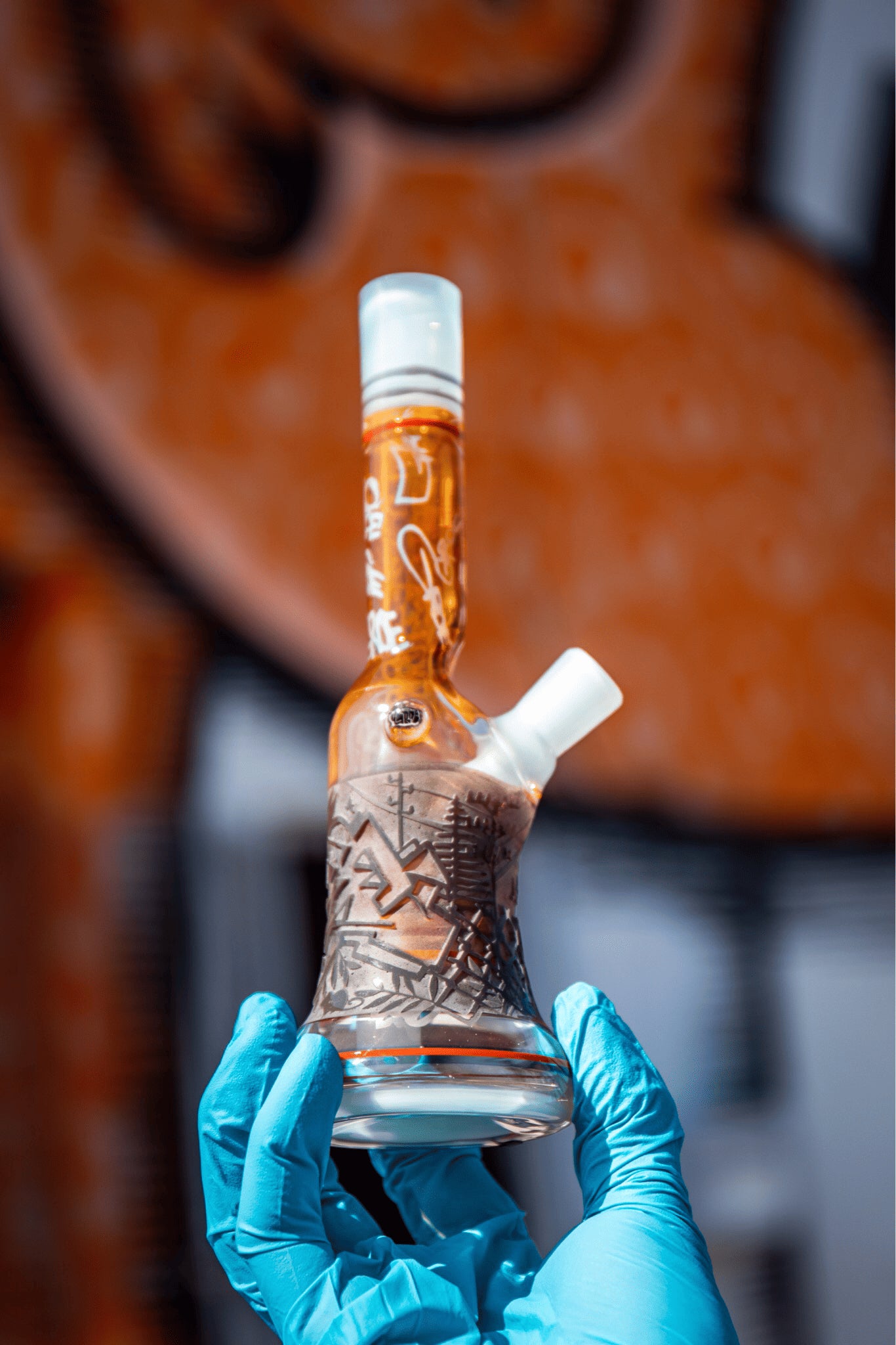 artisan-crafted design of the Large Mushroom Rig by Glasshole (2023)