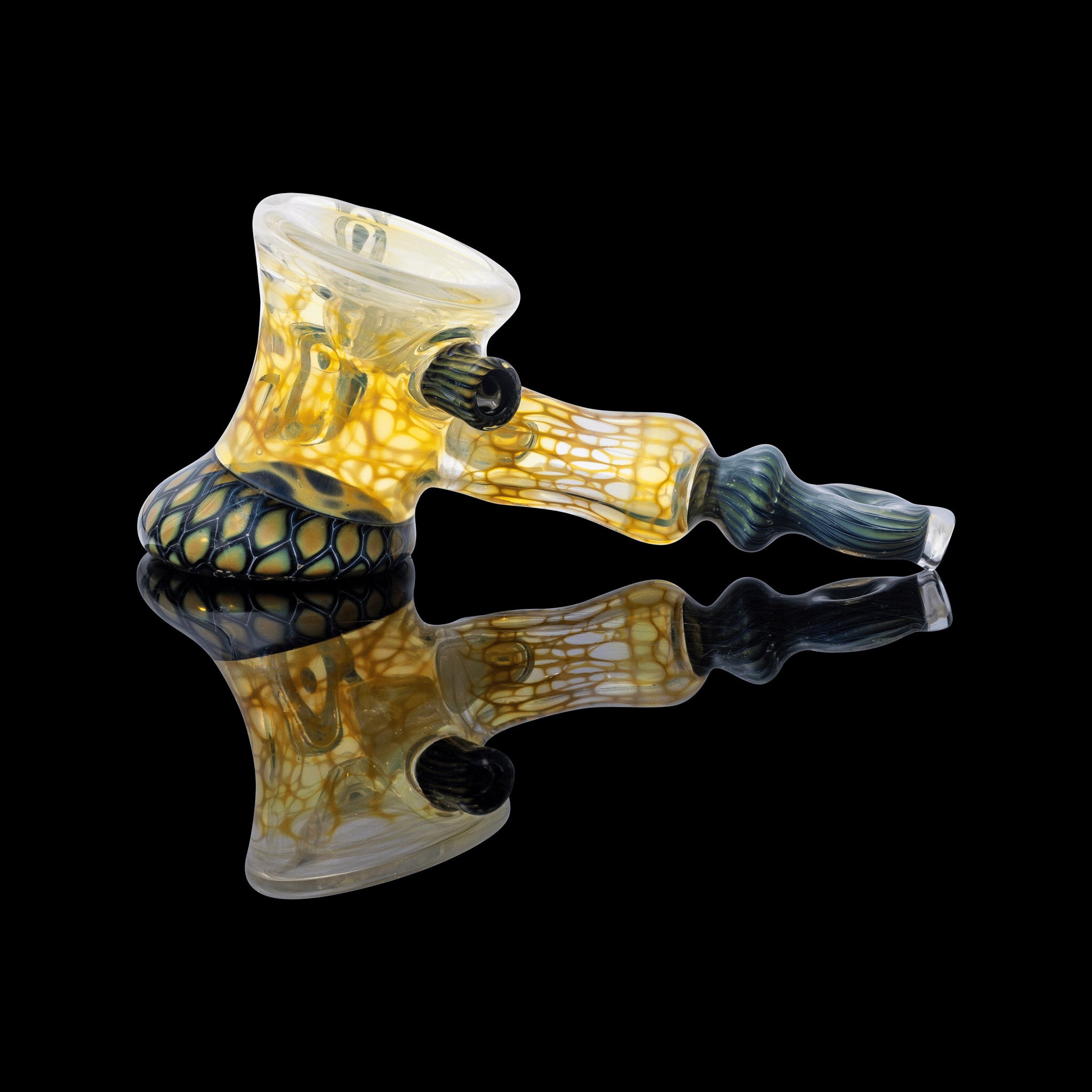 artisan-crafted design of the Large Mushroom Rig by Glasshole (2023)