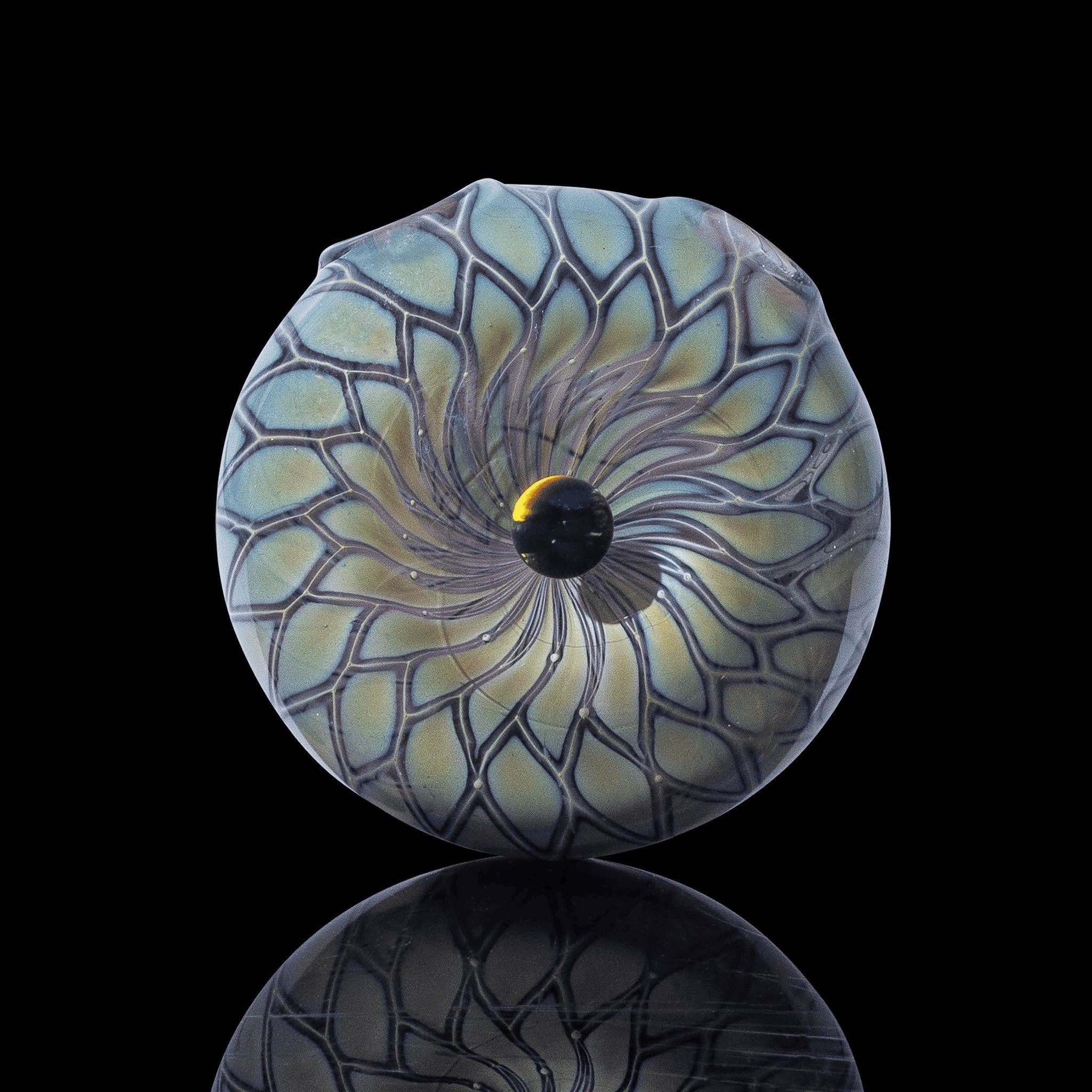 artisan-crafted design of the Large Mushroom Rig by Glasshole (2023)