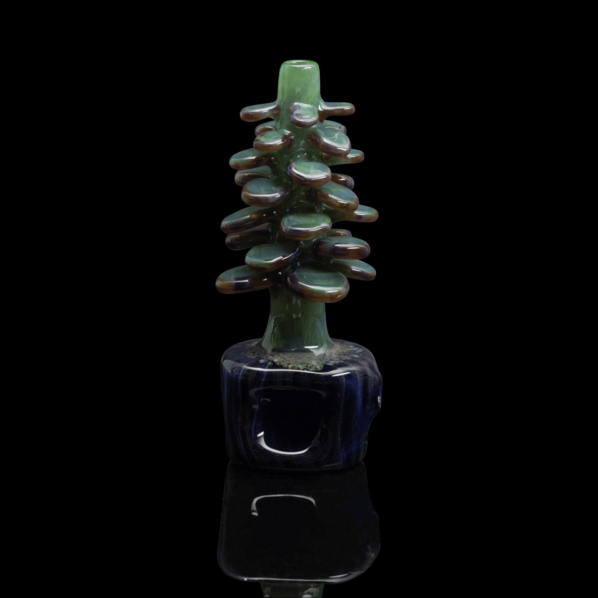 artisan-crafted design of the Large Mushroom Rig by Glasshole (2023)