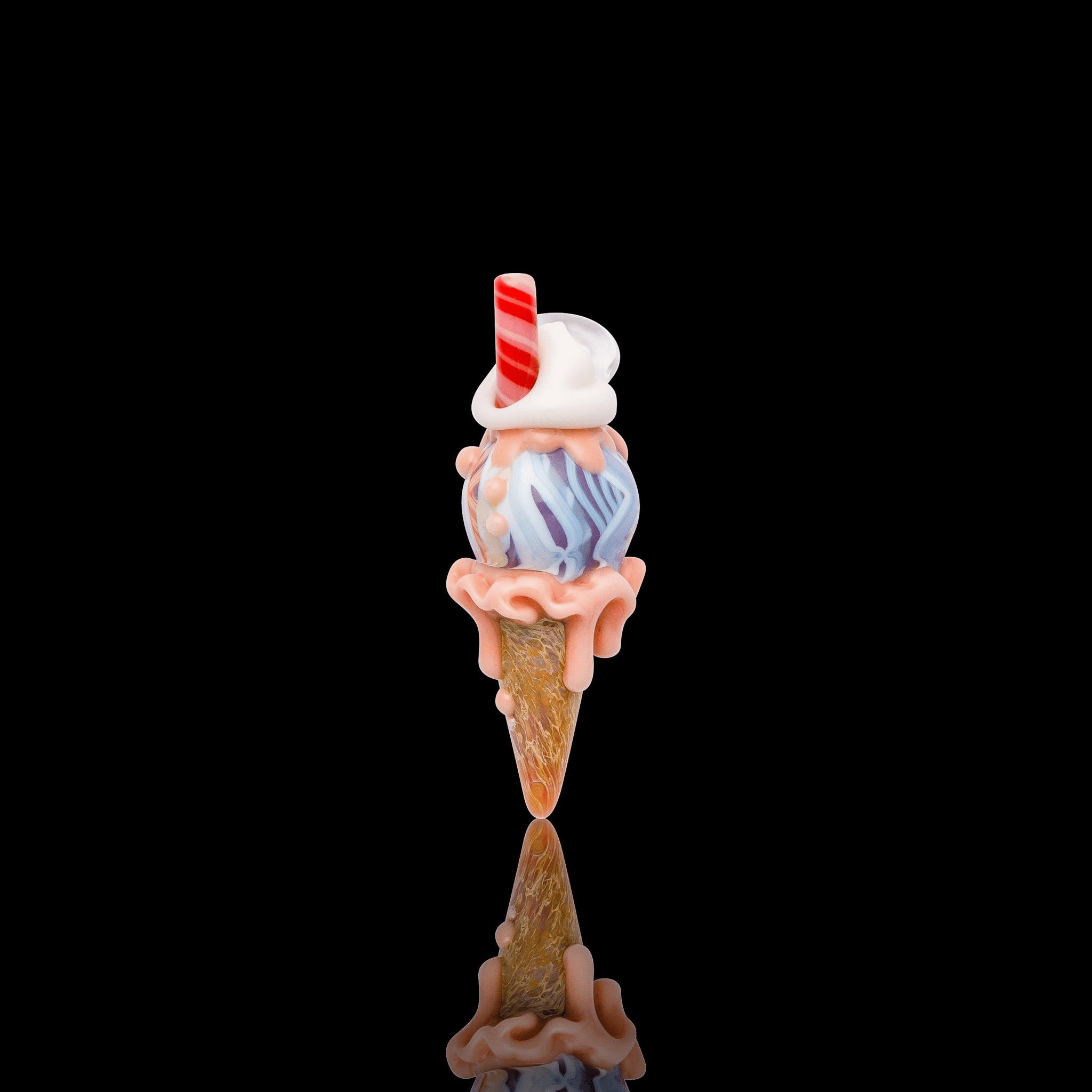 artisan-crafted design of the Large Mushroom Rig by Glasshole (2023)