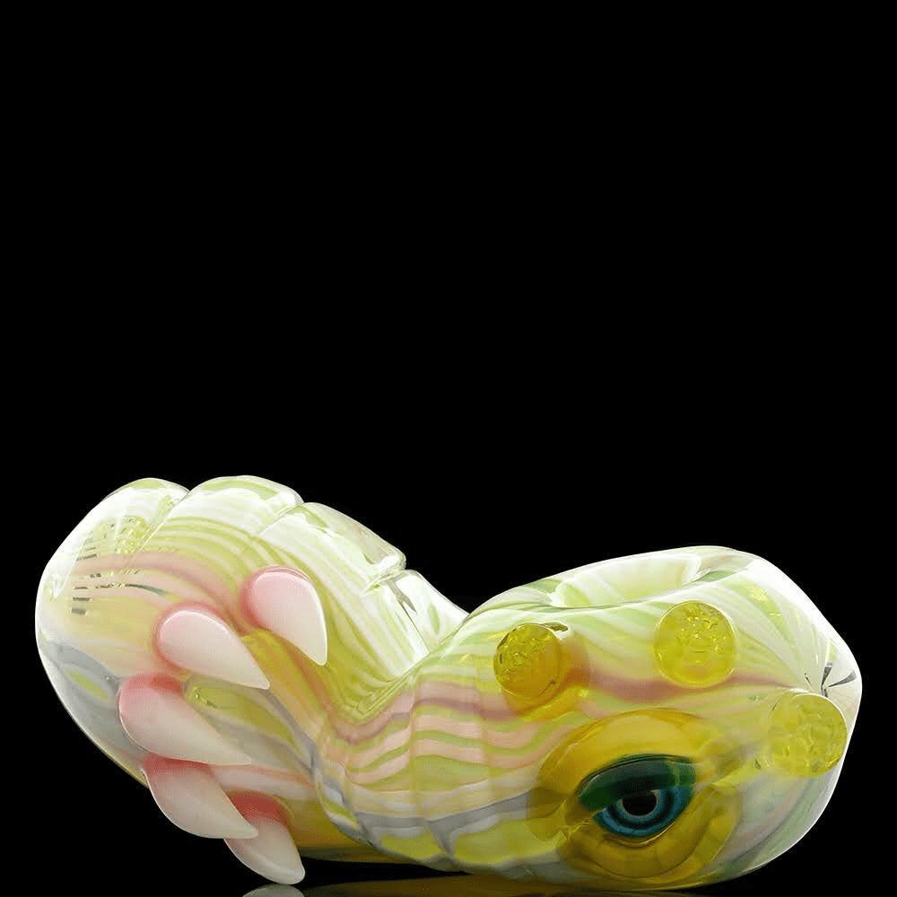 artisan-crafted design of the Large Mushroom Rig by Glasshole (2023)