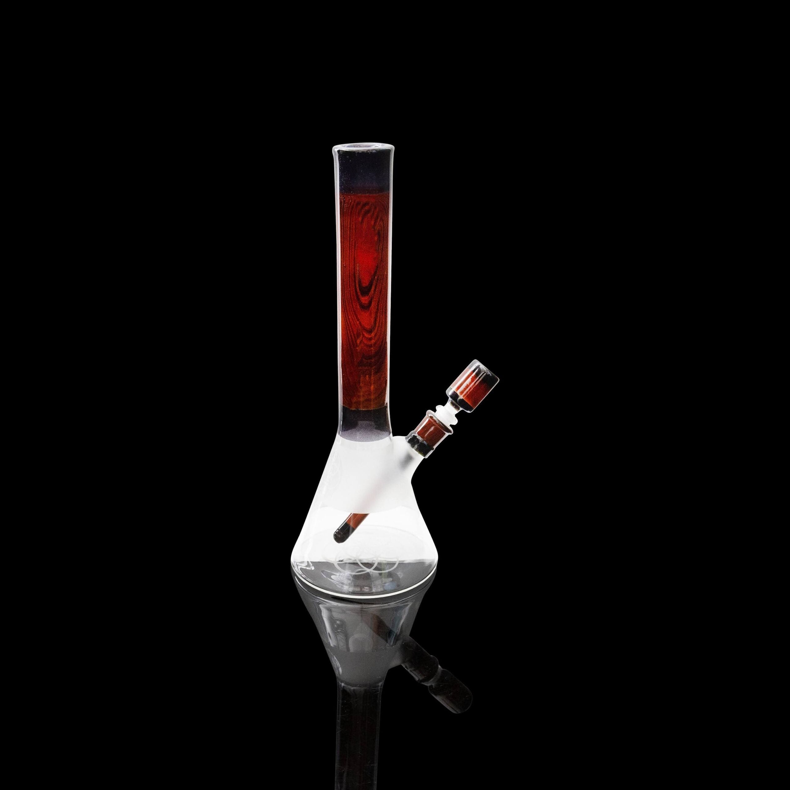 artisan-crafted design of the Large Mushroom Rig by Glasshole (2023)