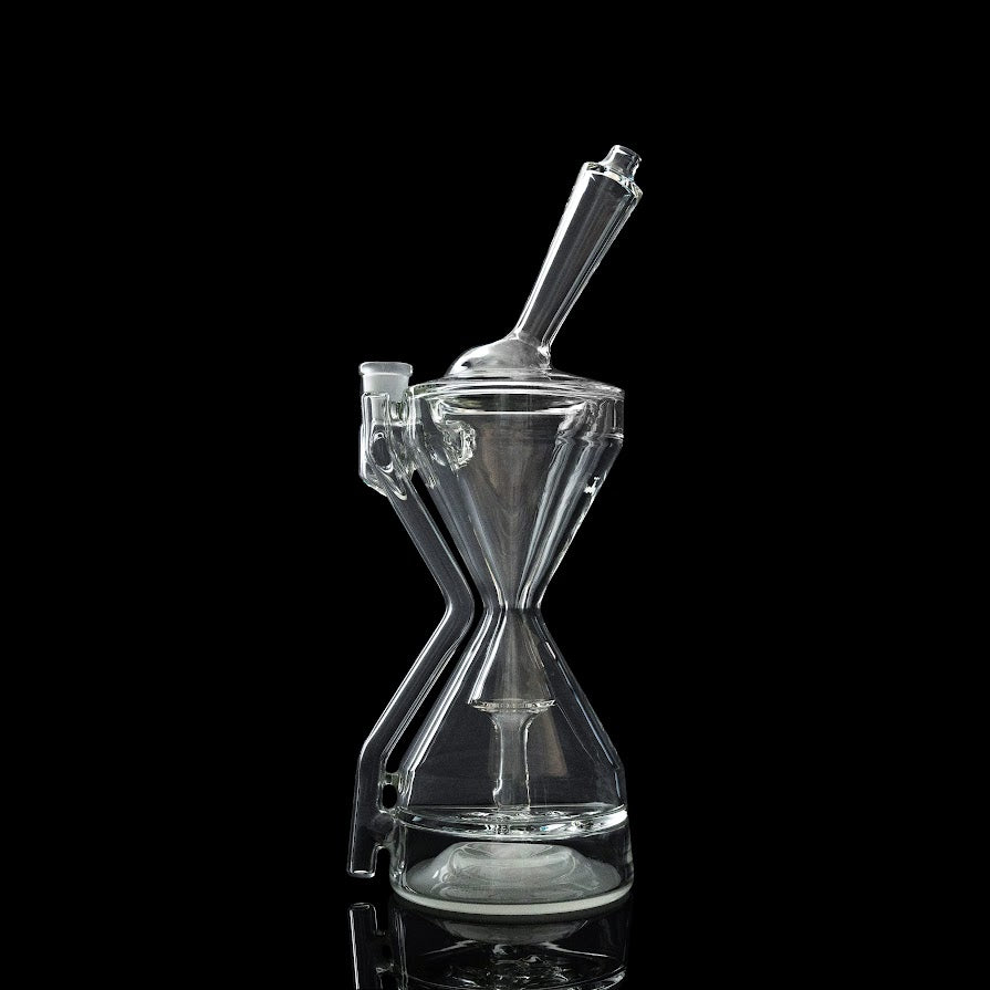 artisan-crafted design of the Large Mushroom Rig by Glasshole (2023)