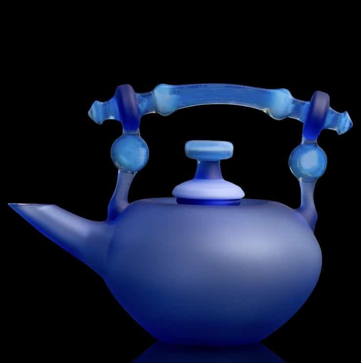 artisan-crafted design of the Large Mushroom Rig by Glasshole (2023)