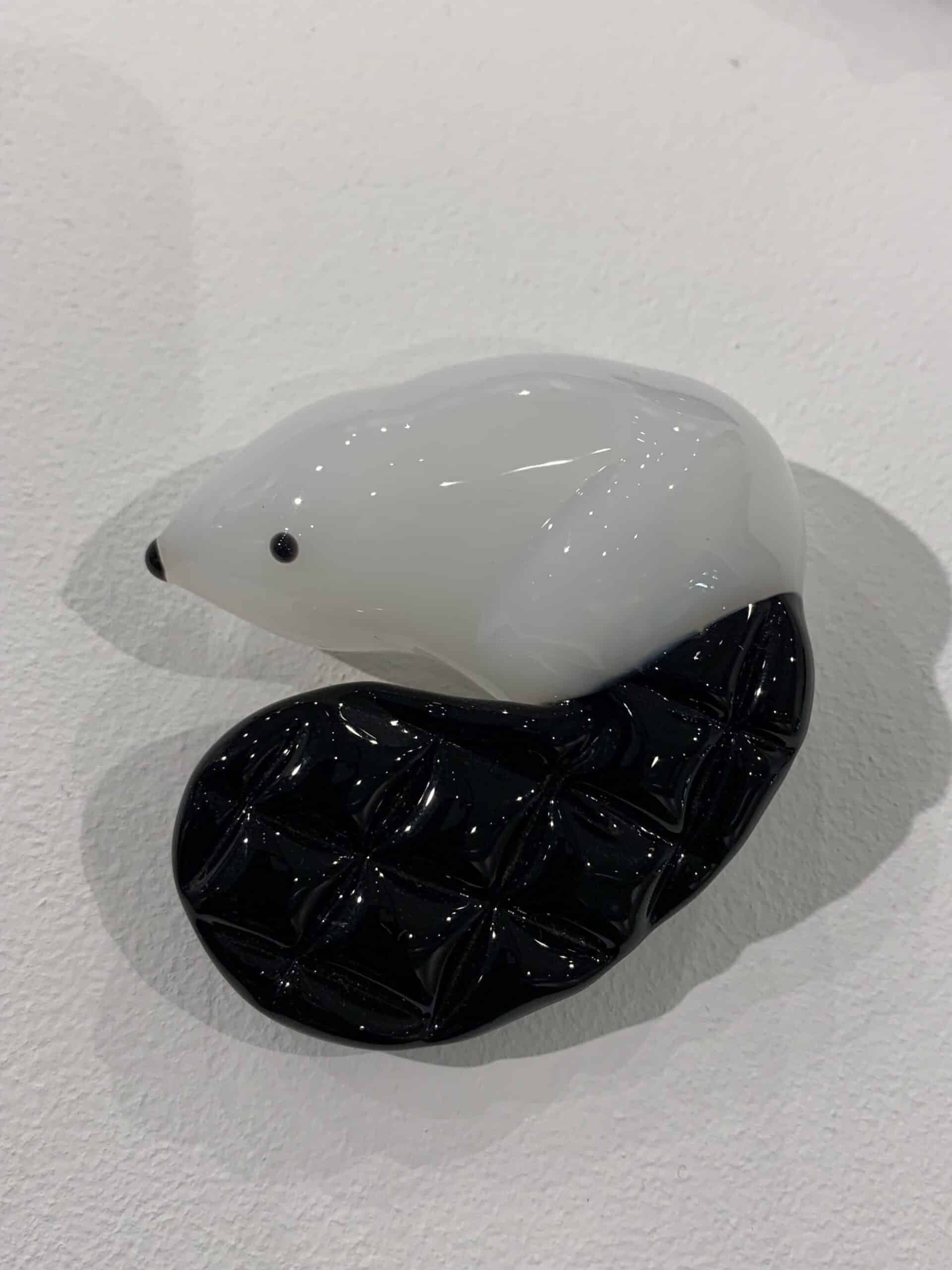 artisan-crafted design of the Large Mushroom Rig by Glasshole (2023)