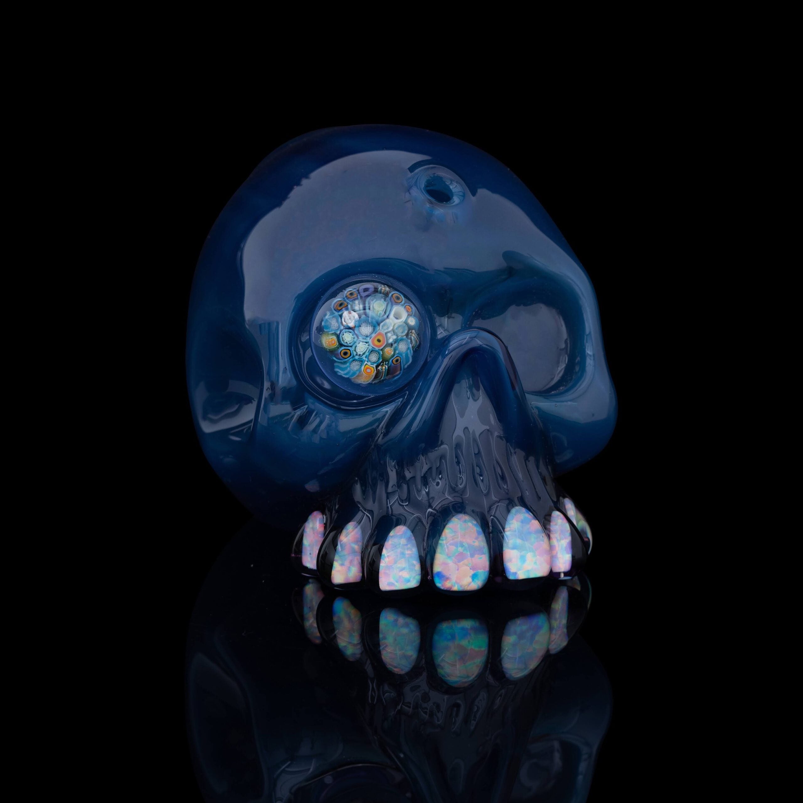 artisan-crafted design of the Large Mushroom Rig by Glasshole (2023)